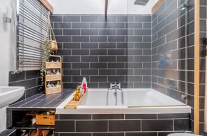 Photo 18- click for photo gallery